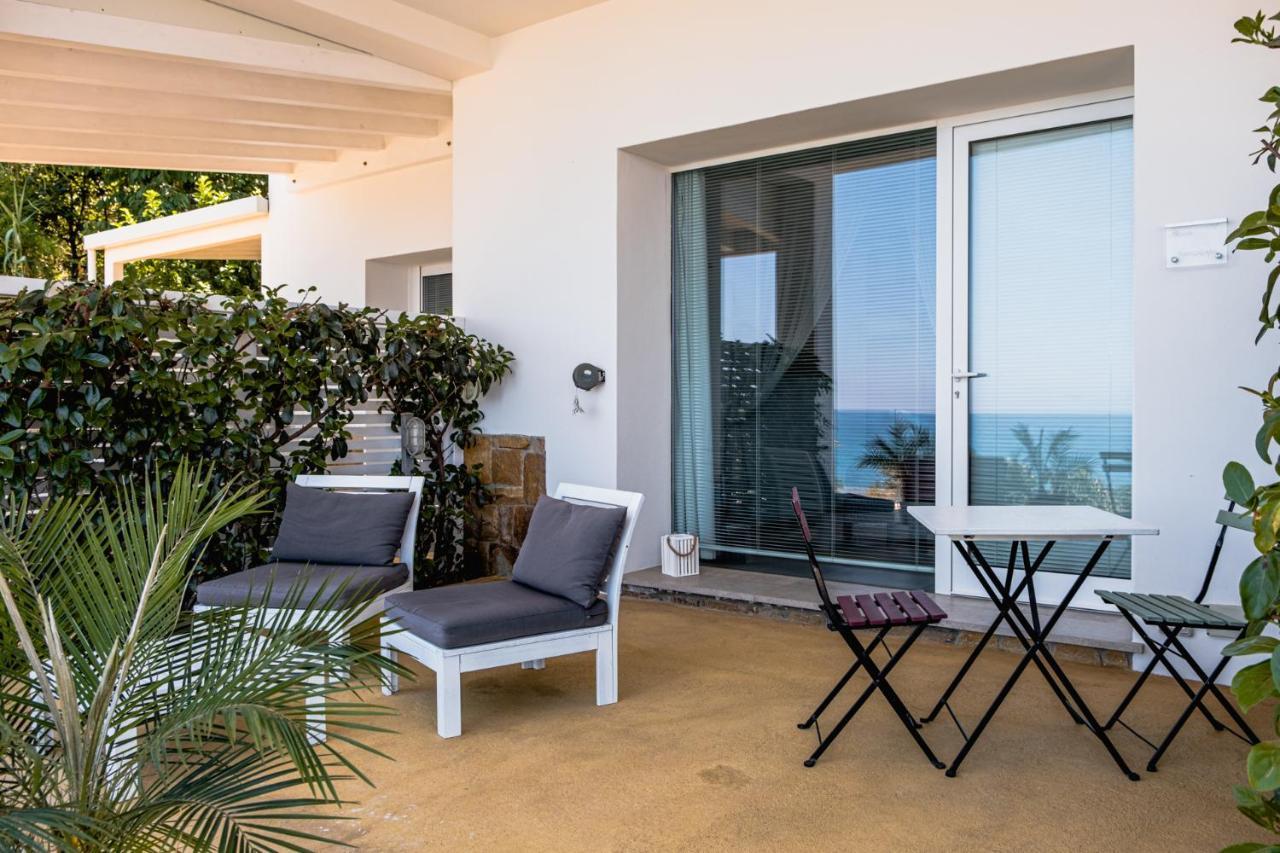 A Tonnara Hotell Cefalù Exteriör bild