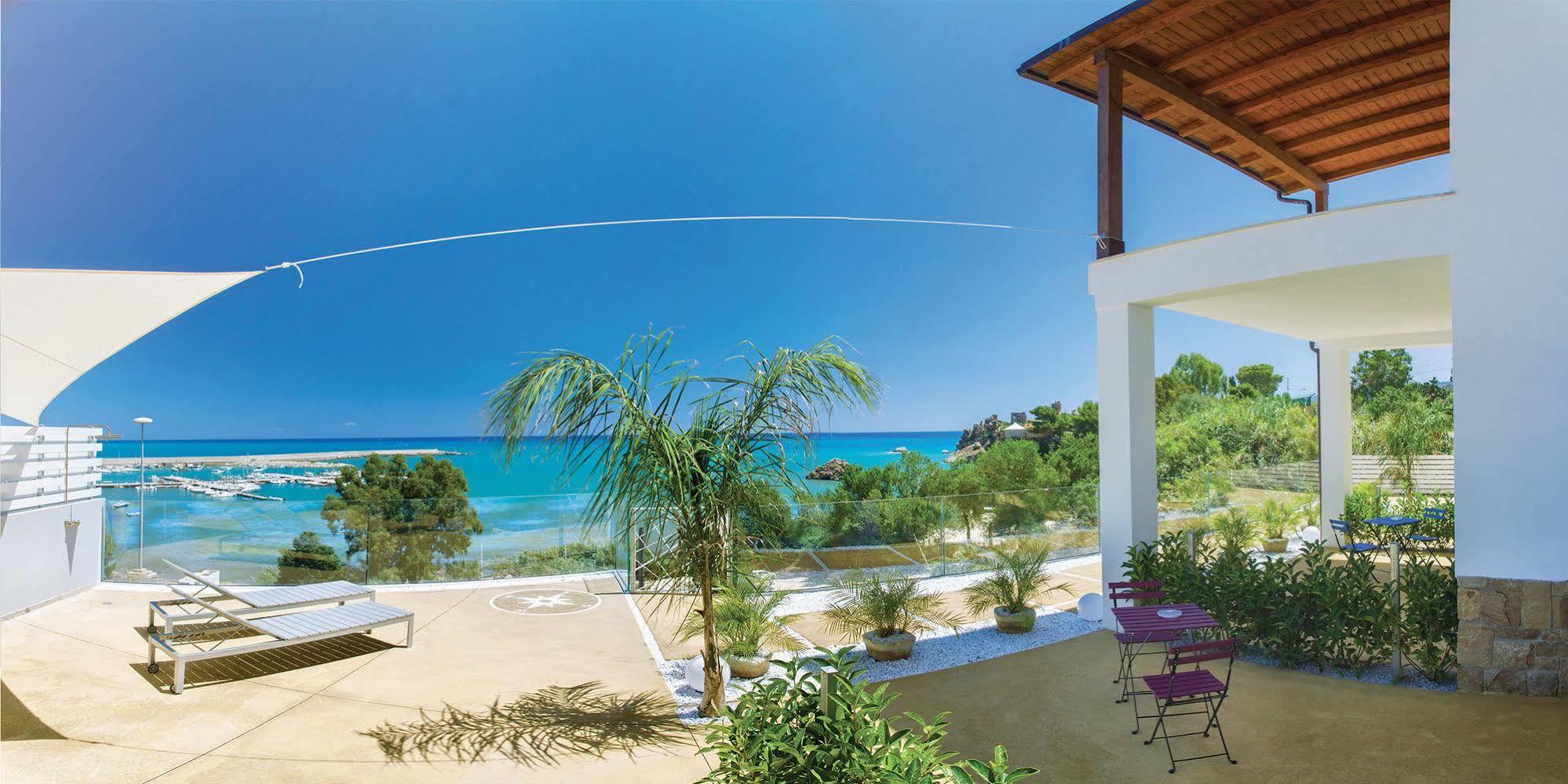 A Tonnara Hotell Cefalù Exteriör bild